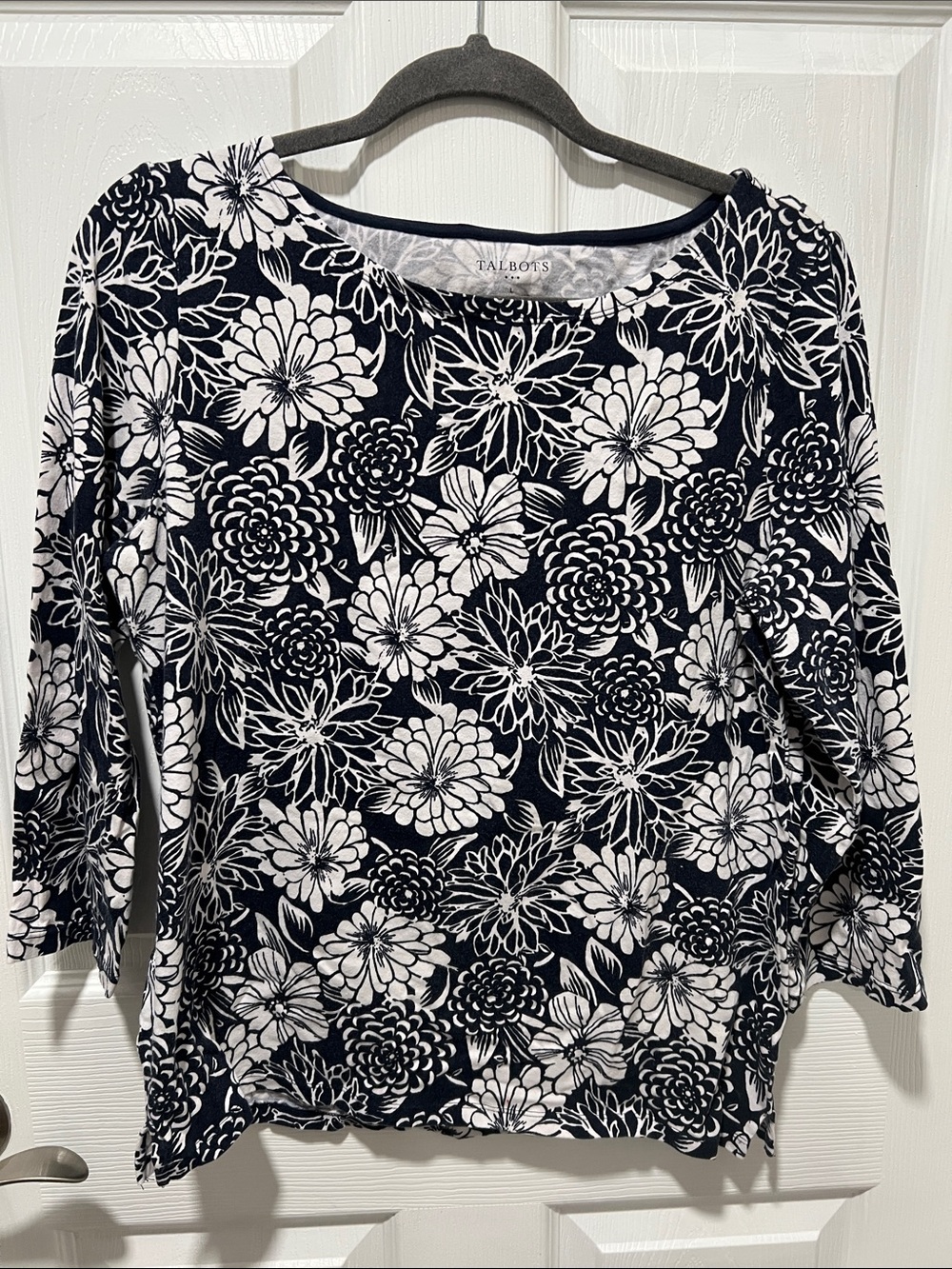 Talbots Navy & White Floral Scoop-Neck Long Sleeve Top